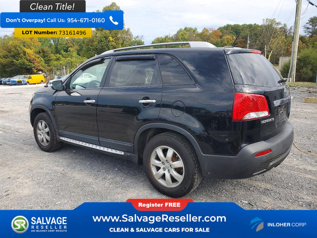 Used 2012 Kia Sorento LX w/ Convenience Pkg FWD image 3