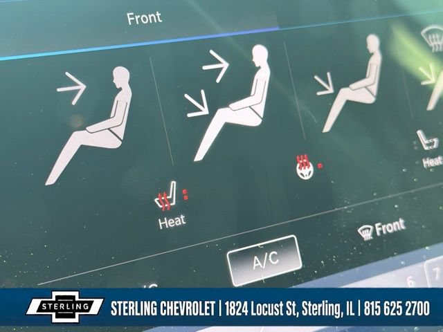 Used 2024 Chrysler Pacifica Touring-L FWD image 21