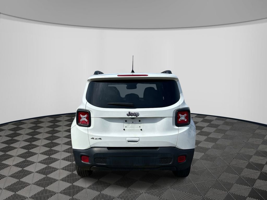 Certified 2023 Jeep Renegade Latitude w/ Premium Group image 6