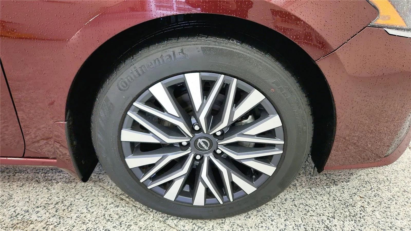 Used 2023 Nissan Altima 2.5 SV image 13