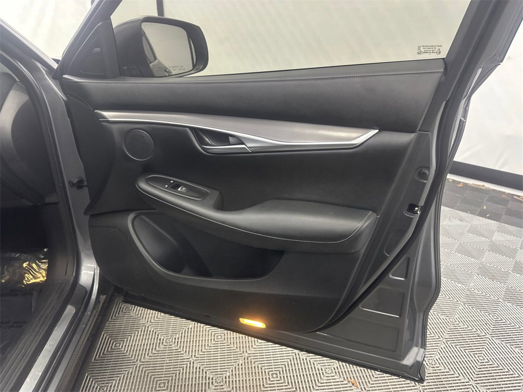 Used 2022 INFINITI QX50 Luxe image 15