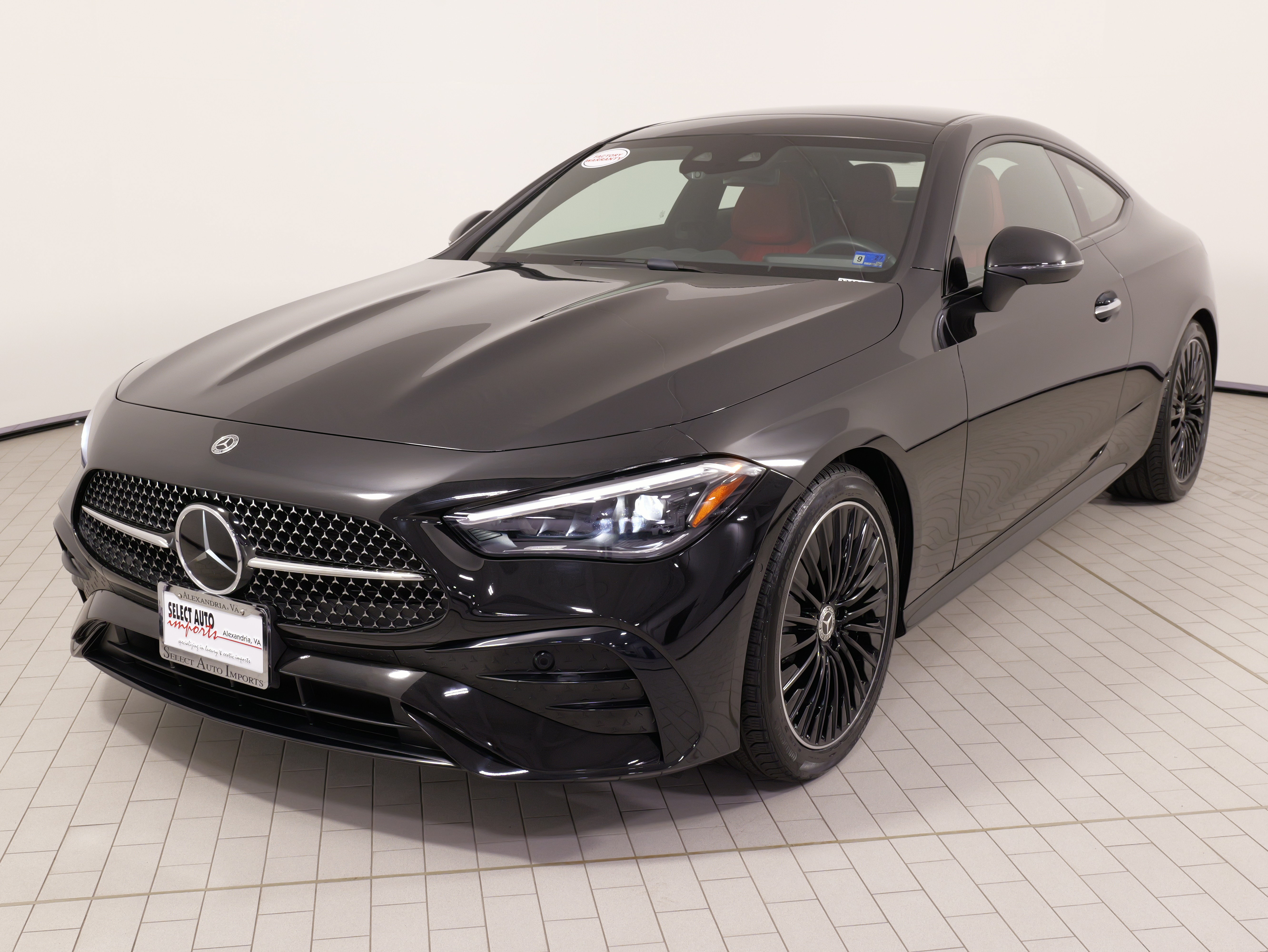 Used 2024 Mercedes-Benz CLE 300 4MATIC Coupe image 4
