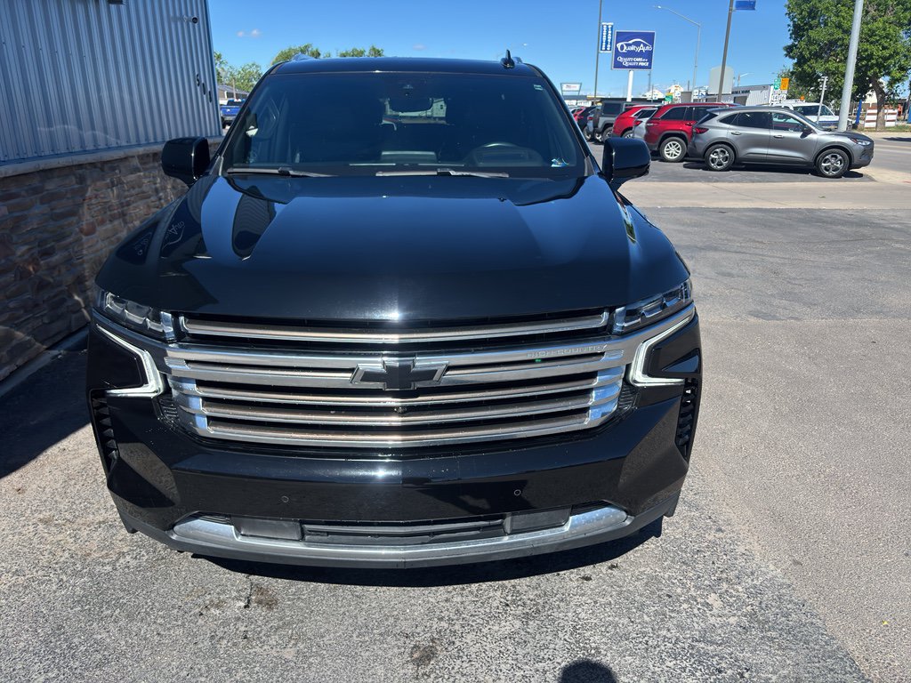 Used 2023 Chevrolet Tahoe High Country w/ Advanced Technology Package AWD/4WD image 3