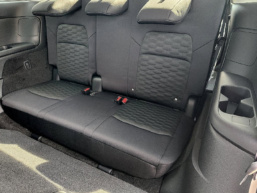 New 2026 Nissan Pathfinder SV w/ Cargo Package FWD image 24