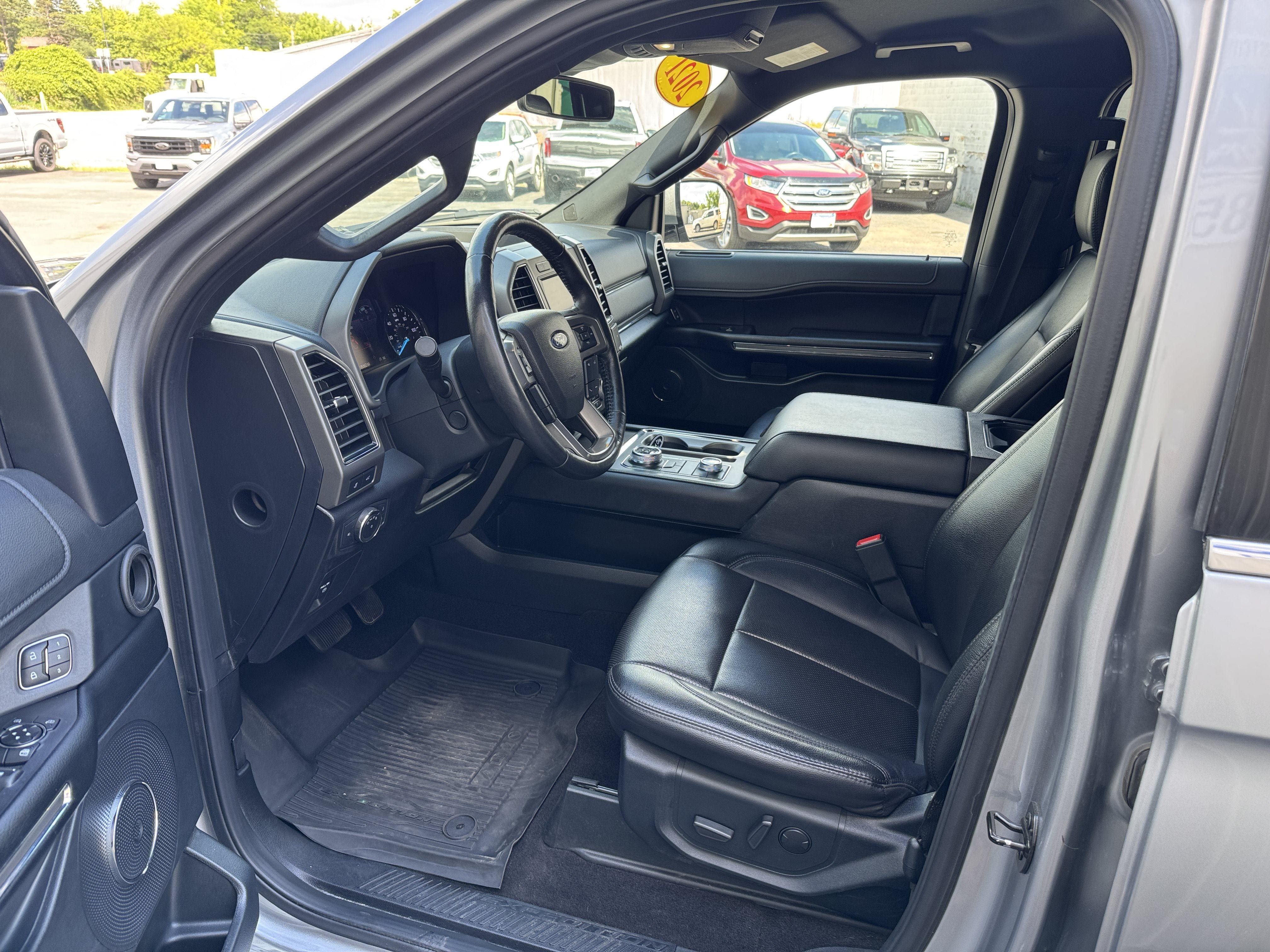 Used 2021 Ford Expedition Max XLT AWD/4WD image 9