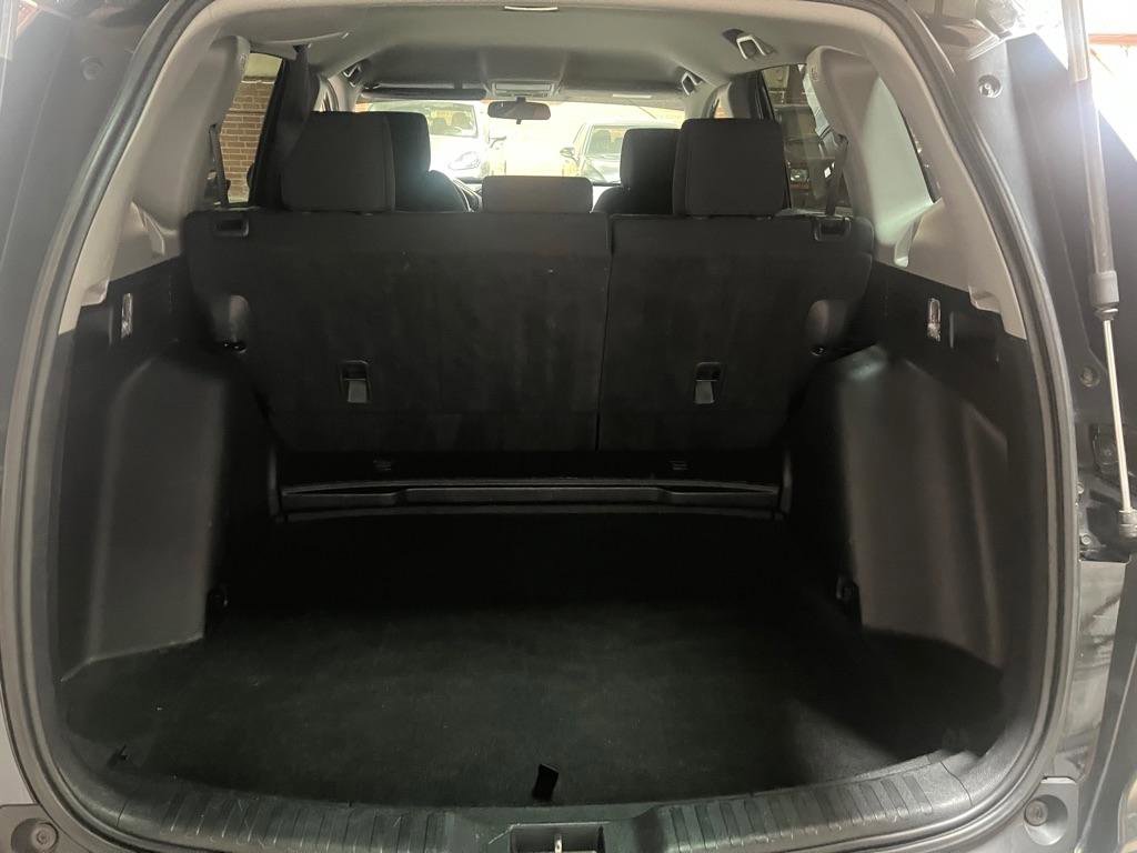 Used 2019 Honda CR-V LX image 29
