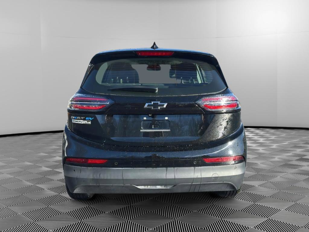 Used 2023 Chevrolet Bolt LT w/ Infotainment Package image 8