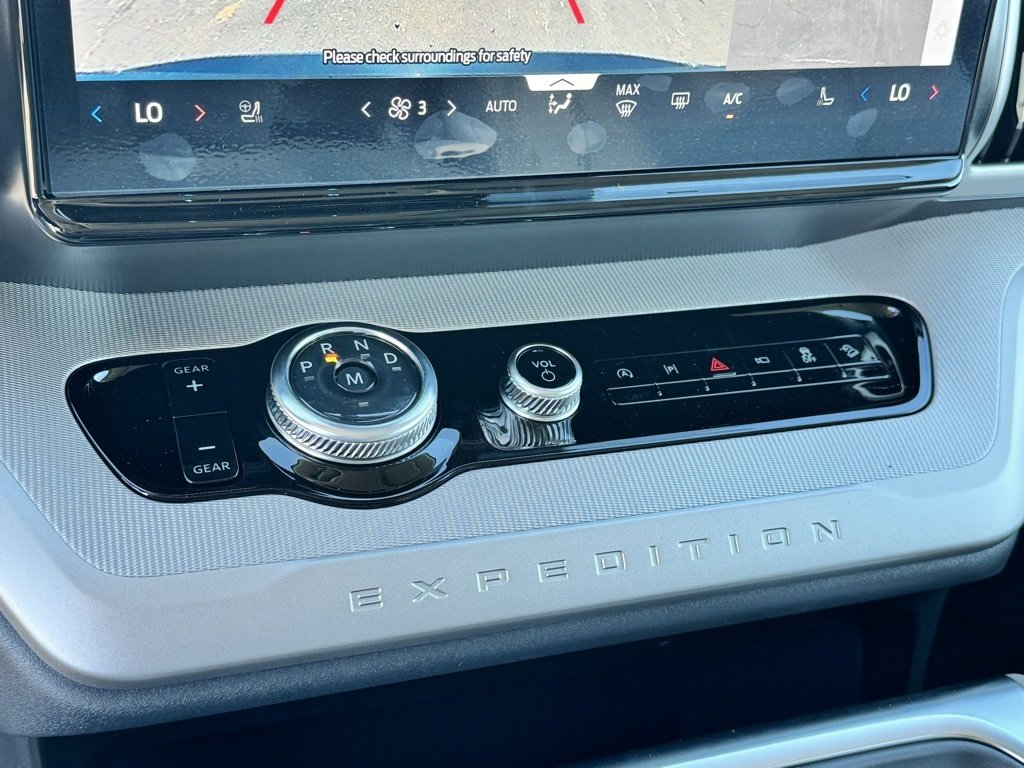 New 2025 Ford Expedition Max Active image 34