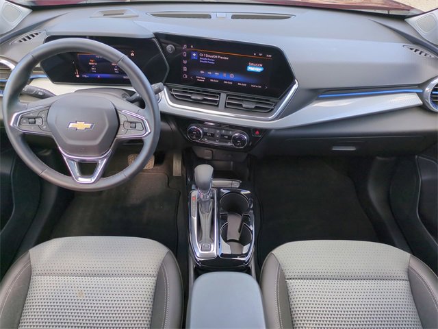 Certified 2024 Chevrolet Trax LT w/ Driver Confidence Package image 16