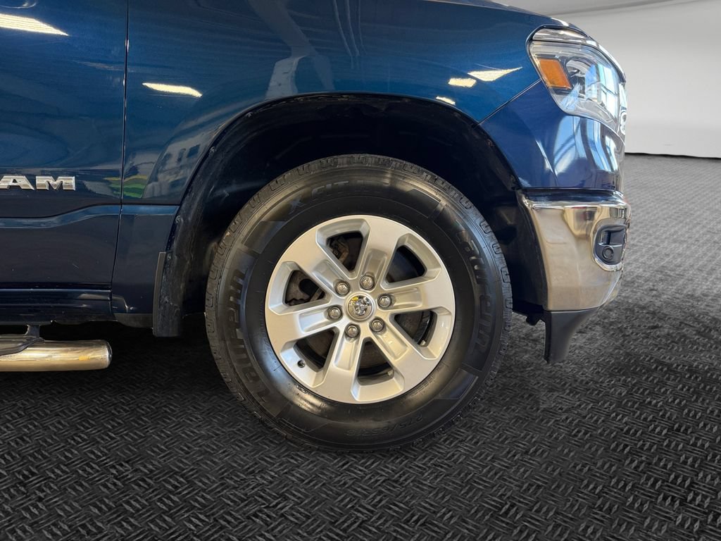 Used 2023 RAM 1500 Laramie AWD/4WD image 11