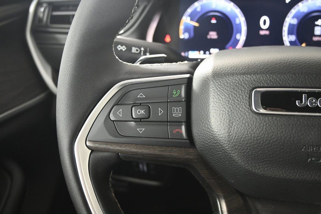 New 2026 Jeep Grand Cherokee Laredo image 34