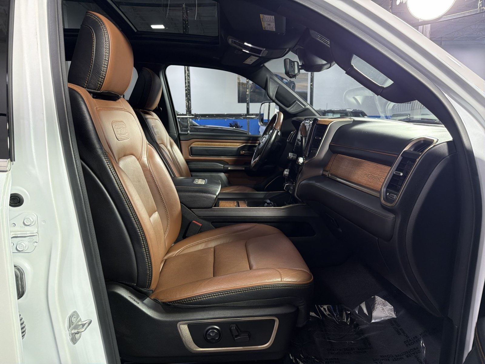 Used 2022 RAM 1500 Limited AWD/4WD image 23