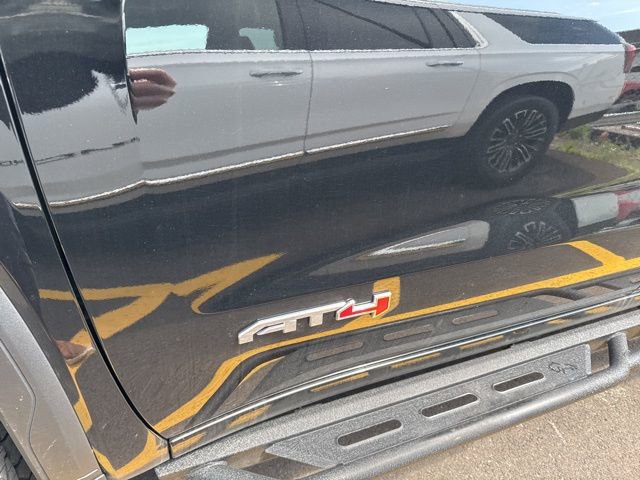 Used 2024 GMC Sierra 1500 AT4 w/ Technology Package image 10