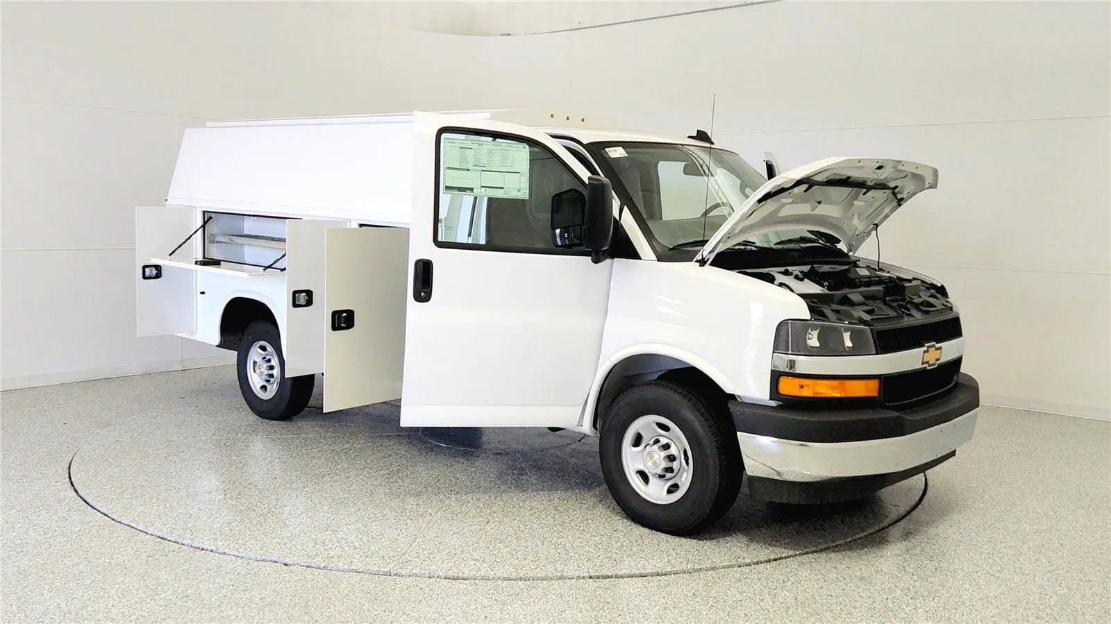 New 2025 Chevrolet Express 3500 w/ Power Convenience Package RWD image 9