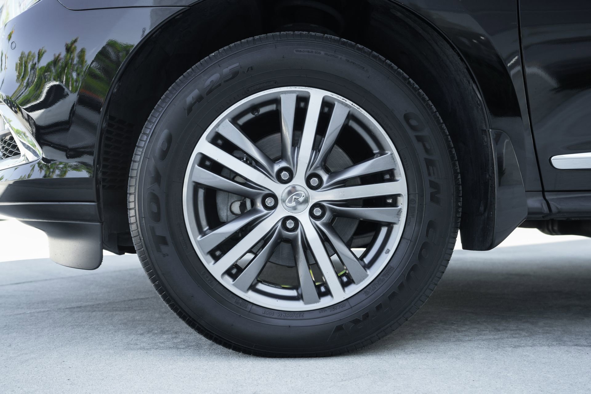 Used 2020 INFINITI QX60 Luxe w/ Essential Package image 31