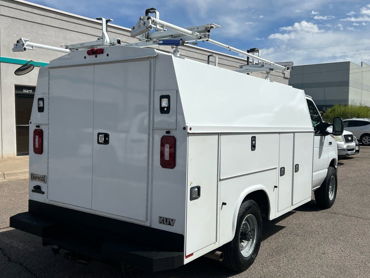 Used 2019 Ford E-350 and Econoline 350 Super Duty w/ Power Windows & Locks Group image 3