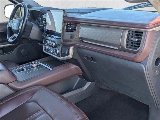 Used 2023 Ford Expedition Limited image 24