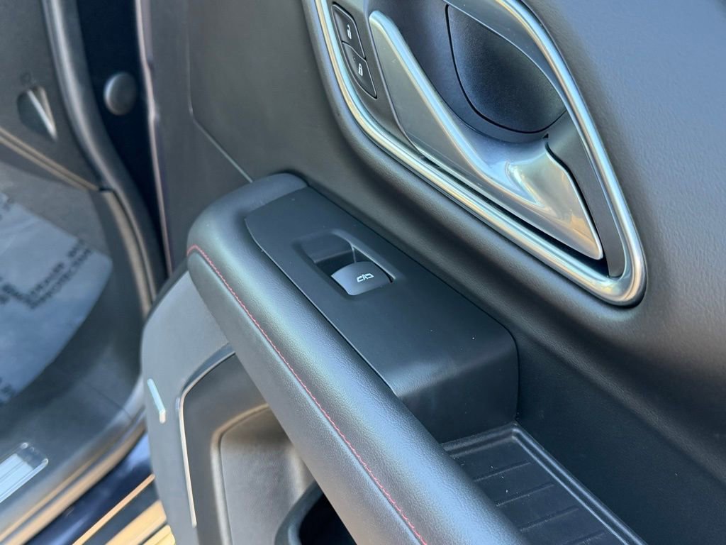 Used 2022 Chevrolet Tahoe RST w/ Luxury Package image 27