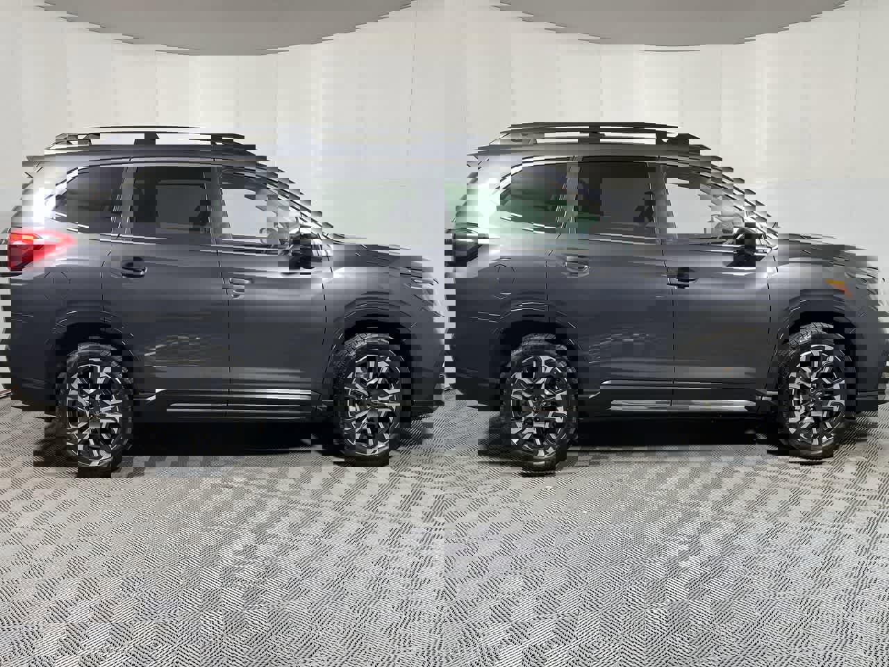 Used 2024 Subaru Ascent Limited image 9