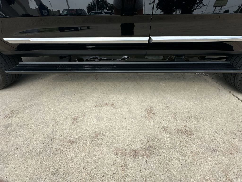 Certified 2021 GMC Yukon Denali w/ Denali Ultimate Package image 42