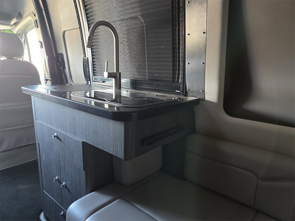 Used 2021 Mercedes-Benz Sprinter 144 Cargo image 21