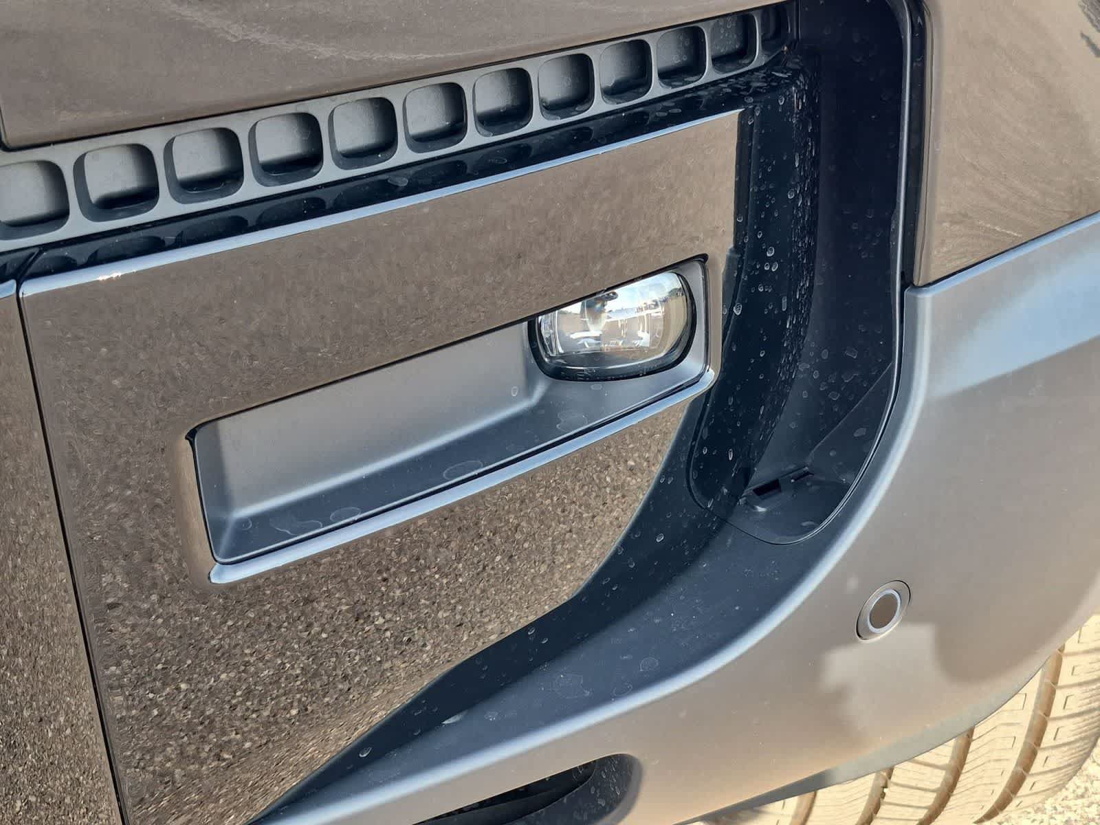 New 2026 Land Rover Defender 110 S AWD/4WD image 3