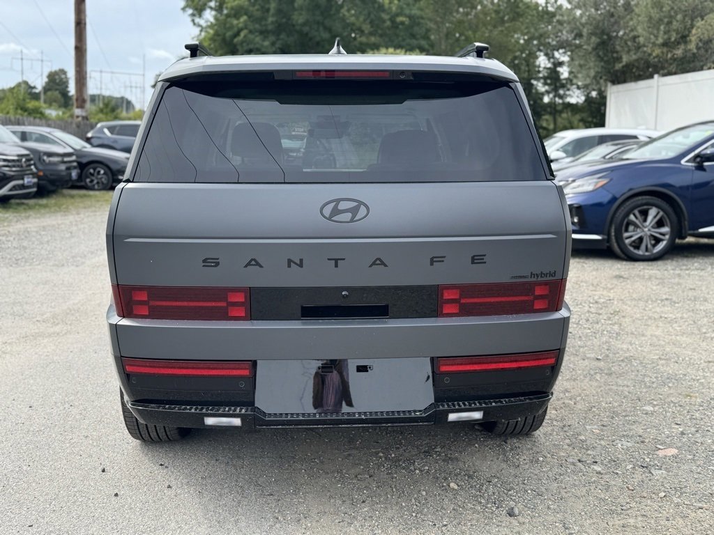 Used 2025 Hyundai Santa Fe Calligraphy image 4
