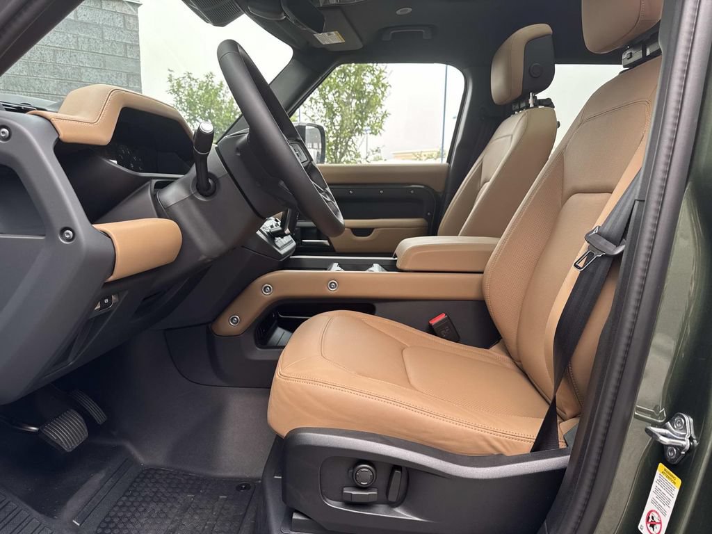 New 2026 Land Rover Defender 110 X-Dynamic SE AWD/4WD image 20