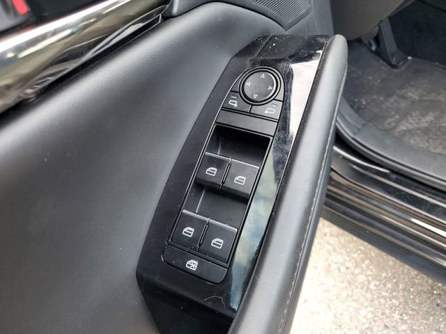 Used 2023 MAZDA MAZDA3 s image 17