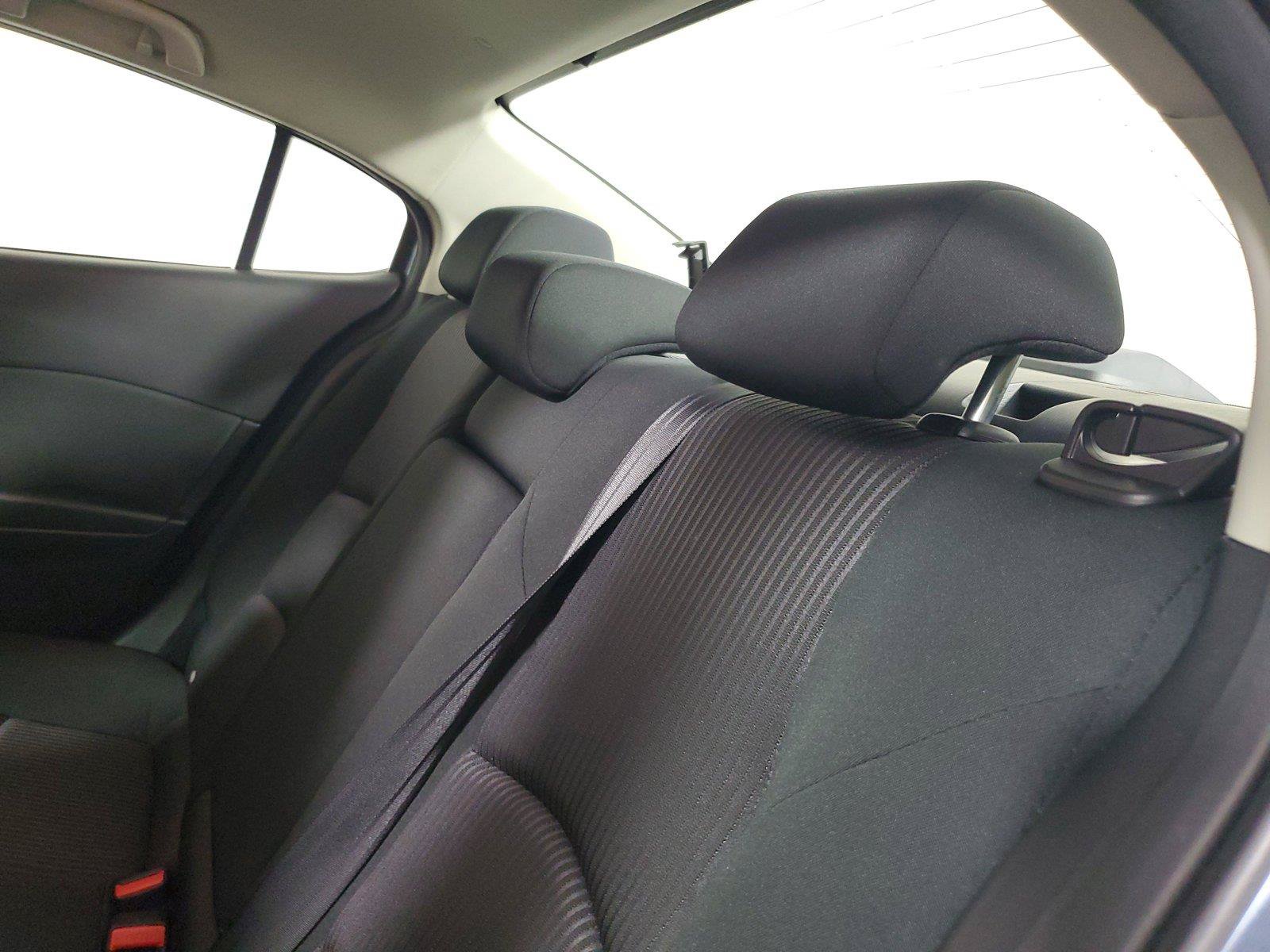Used 2016 MAZDA MAZDA3 i Sport w/ Preferred Equipment Package FWD image 11