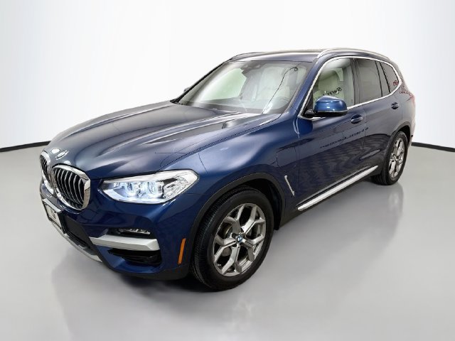 Used 2021 BMW X3 xDrive30e w/ Convenience Package AWD/4WD image 3