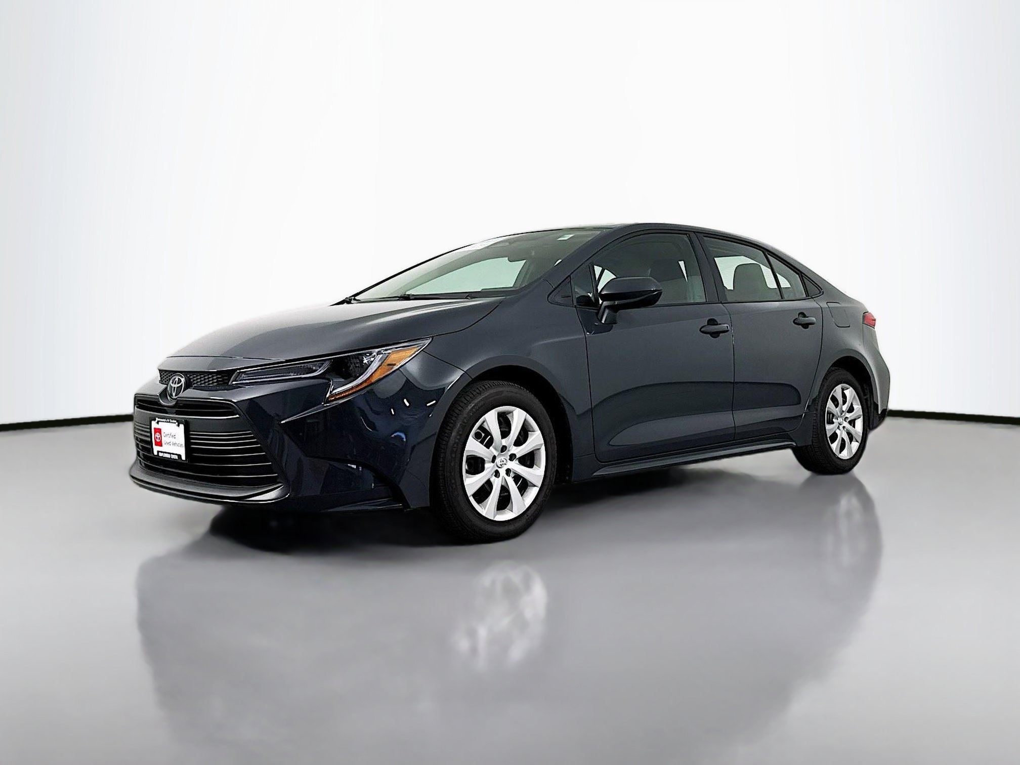Certified 2026 Toyota Corolla LE FWD image 3