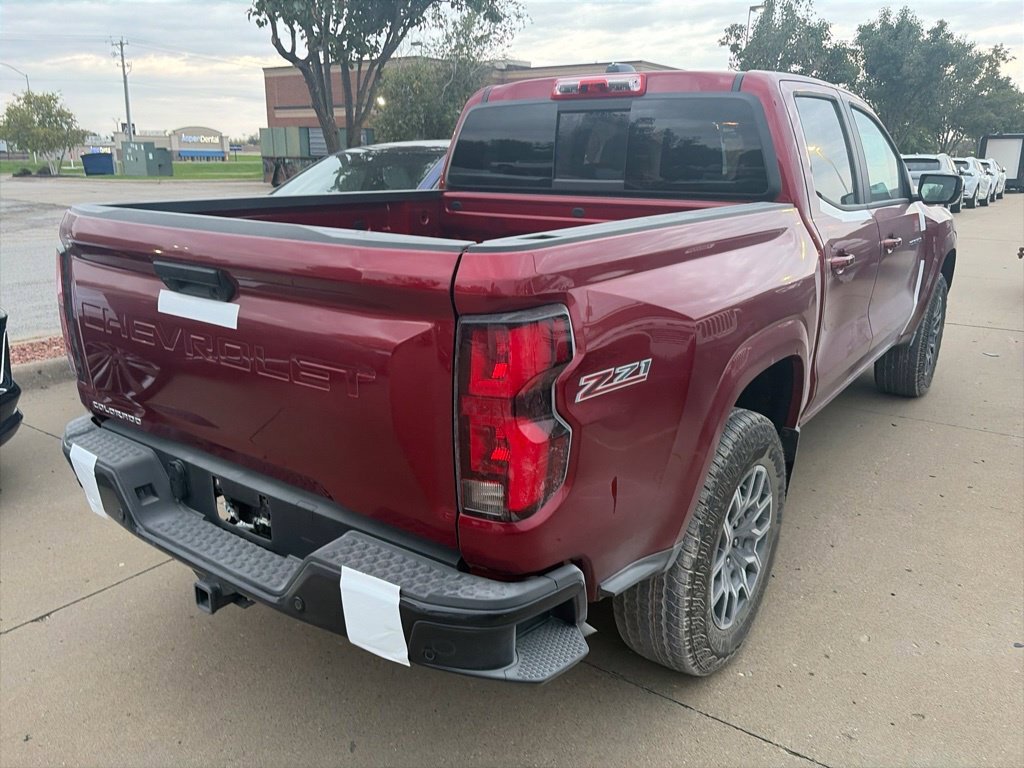 New 2026 Chevrolet Colorado Z71 w/ Z71 Convenience Package 2 AWD/4WD image 2
