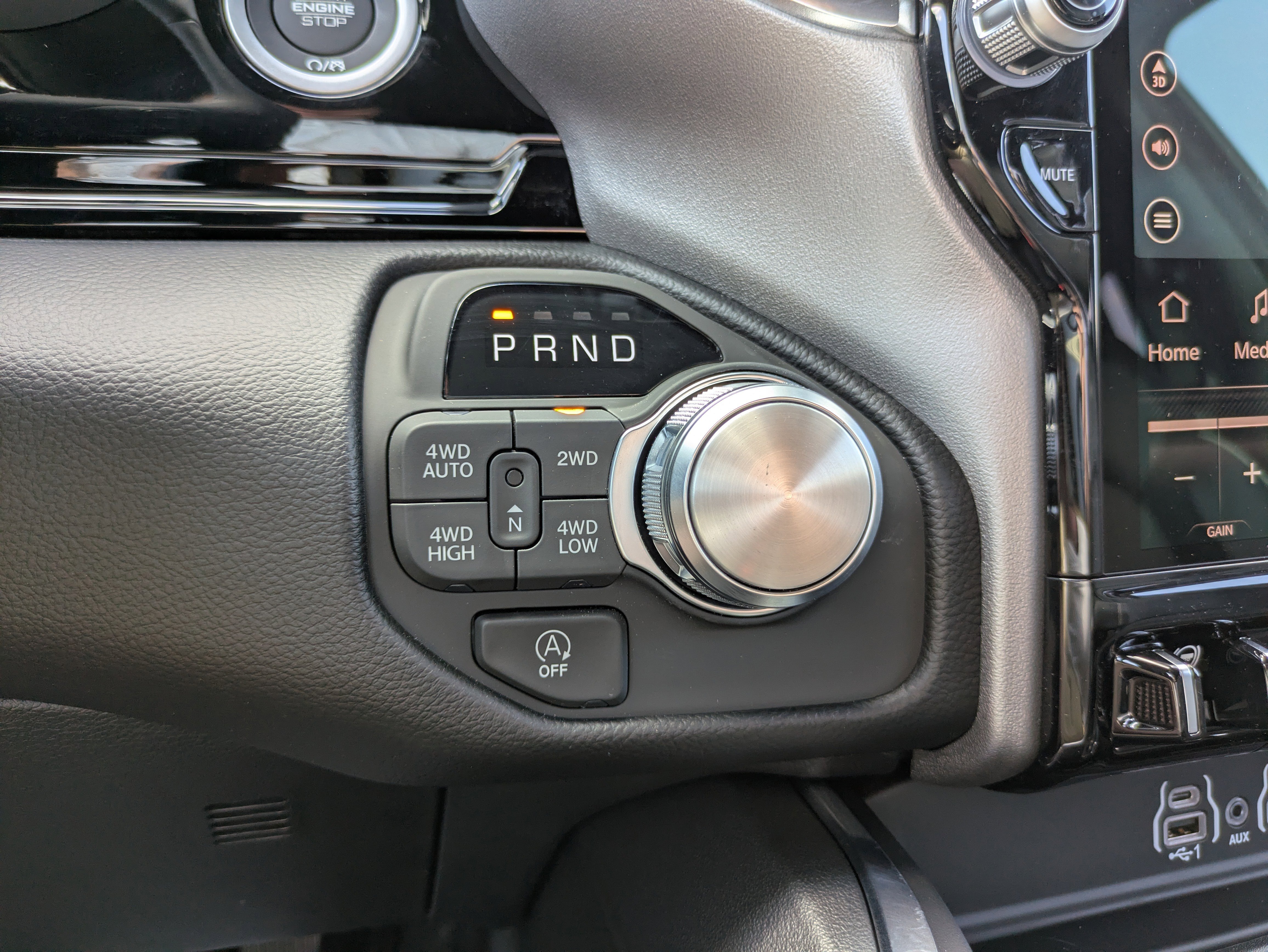 New 2026 RAM 1500 Laramie AWD/4WD image 16