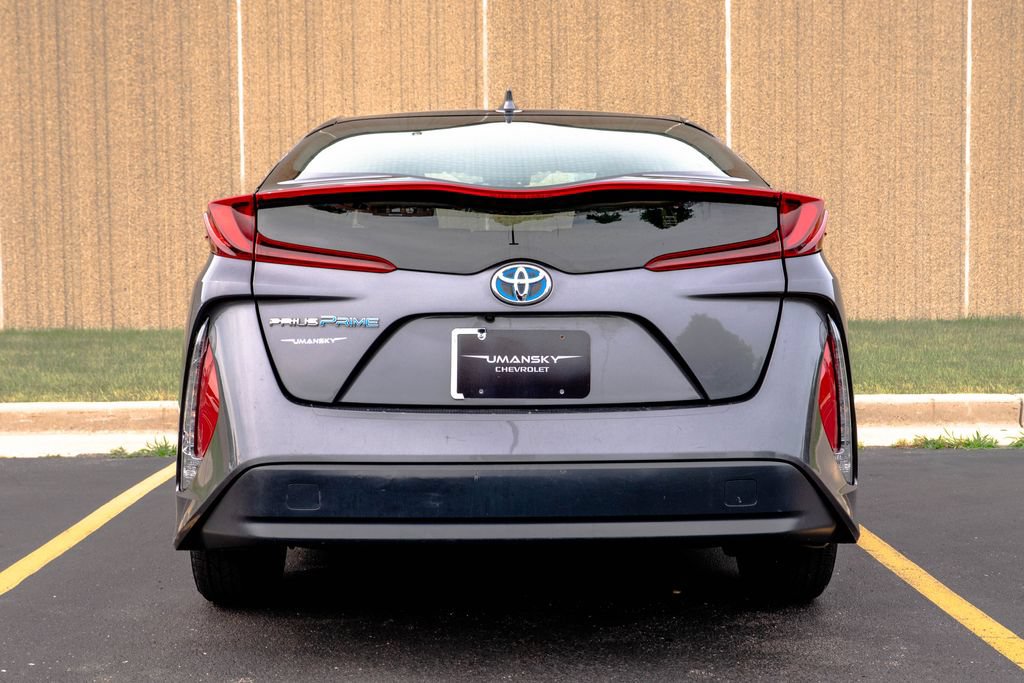 Used 2018 Toyota Prius Prime Premium FWD image 8