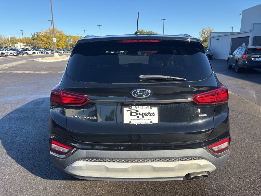 Used 2019 Hyundai Santa Fe SE image 4