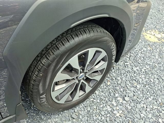 Certified 2025 Subaru Outback Limited AWD/4WD image 12