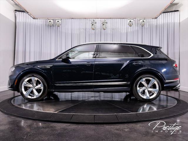 Used 2023 Bentley Bentayga Extended Wheelbase AWD/4WD image 6