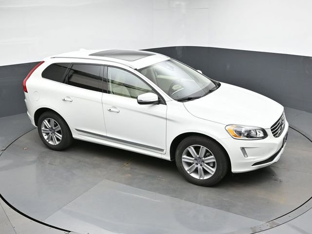 Used 2016 Volvo XC60 T6 w/ Proximity Package image 36