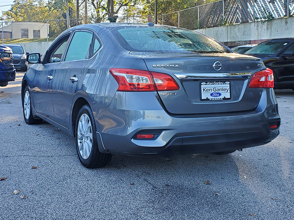 Used 2018 Nissan Sentra SV FWD image 8