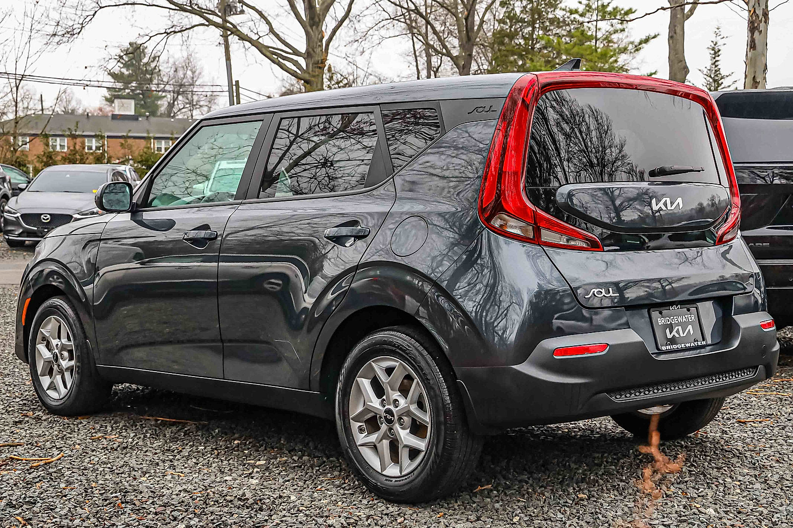 Certified 2022 Kia Soul LX w/ Technology Package image 4