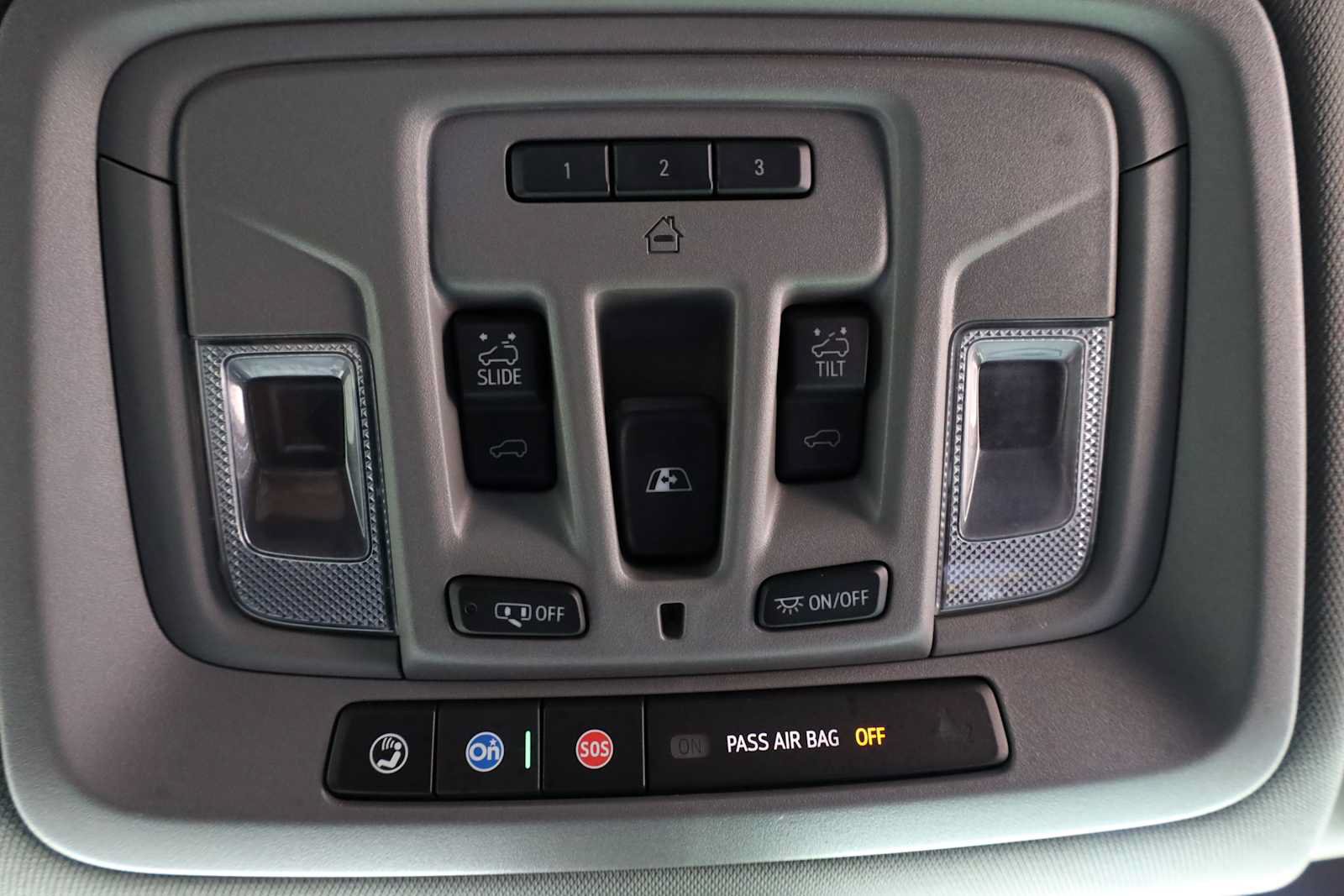 Used 2021 Chevrolet Silverado 2500 LTZ w/ LTZ Plus Package AWD/4WD image 27