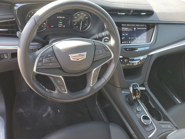 Certified 2023 Cadillac XT5 Luxury AWD/4WD image 12
