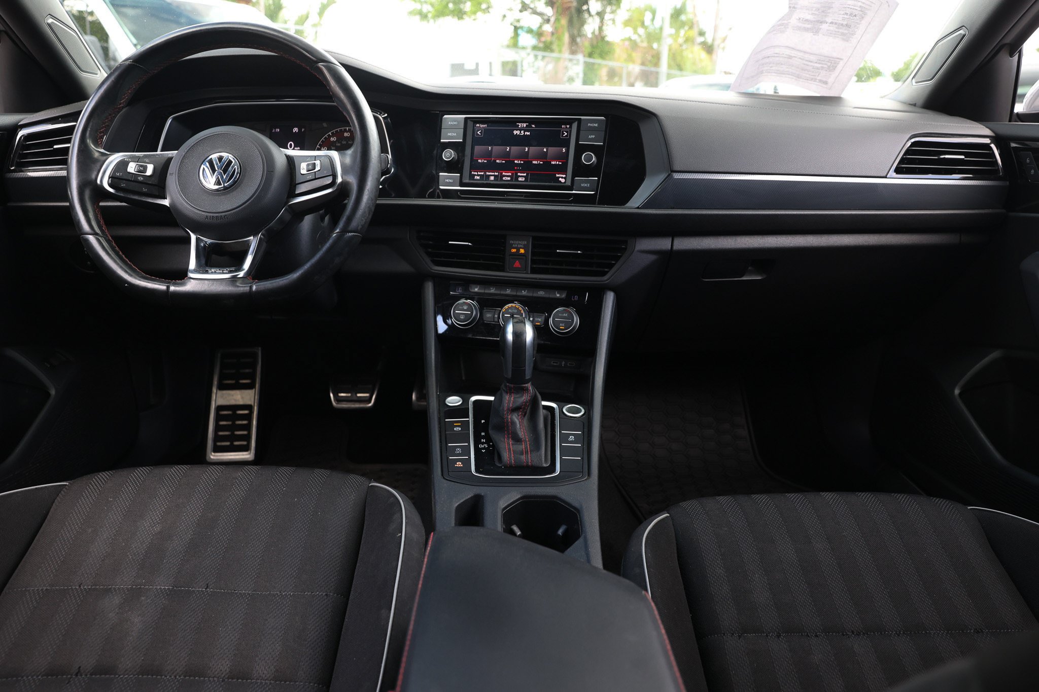 Used 2020 Volkswagen Jetta GLI FWD image 25