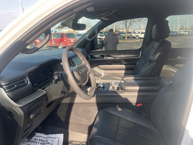 Used 2023 Jeep Wagoneer Series III w/ Preferred Equipment Group image 22