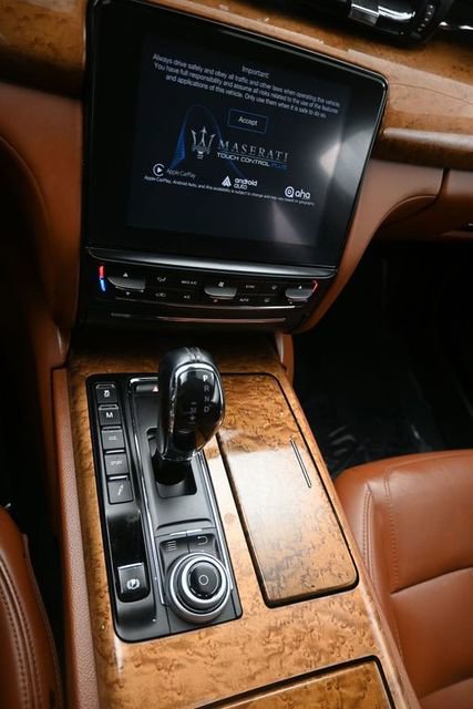 Used 2017 Maserati Quattroporte S GranSport image 25