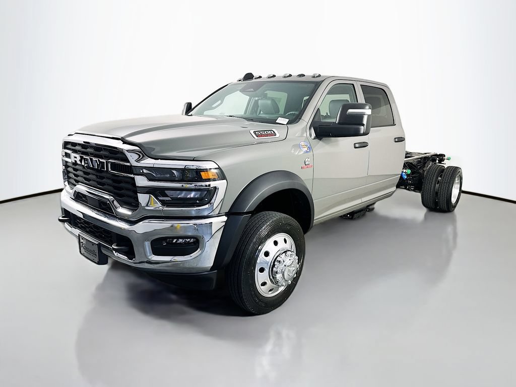 New 2026 RAM 5500 Tradesman w/ Chrome Appearance Group AWD/4WD image 3