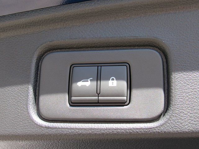 New 2026 Nissan Pathfinder SV image 7