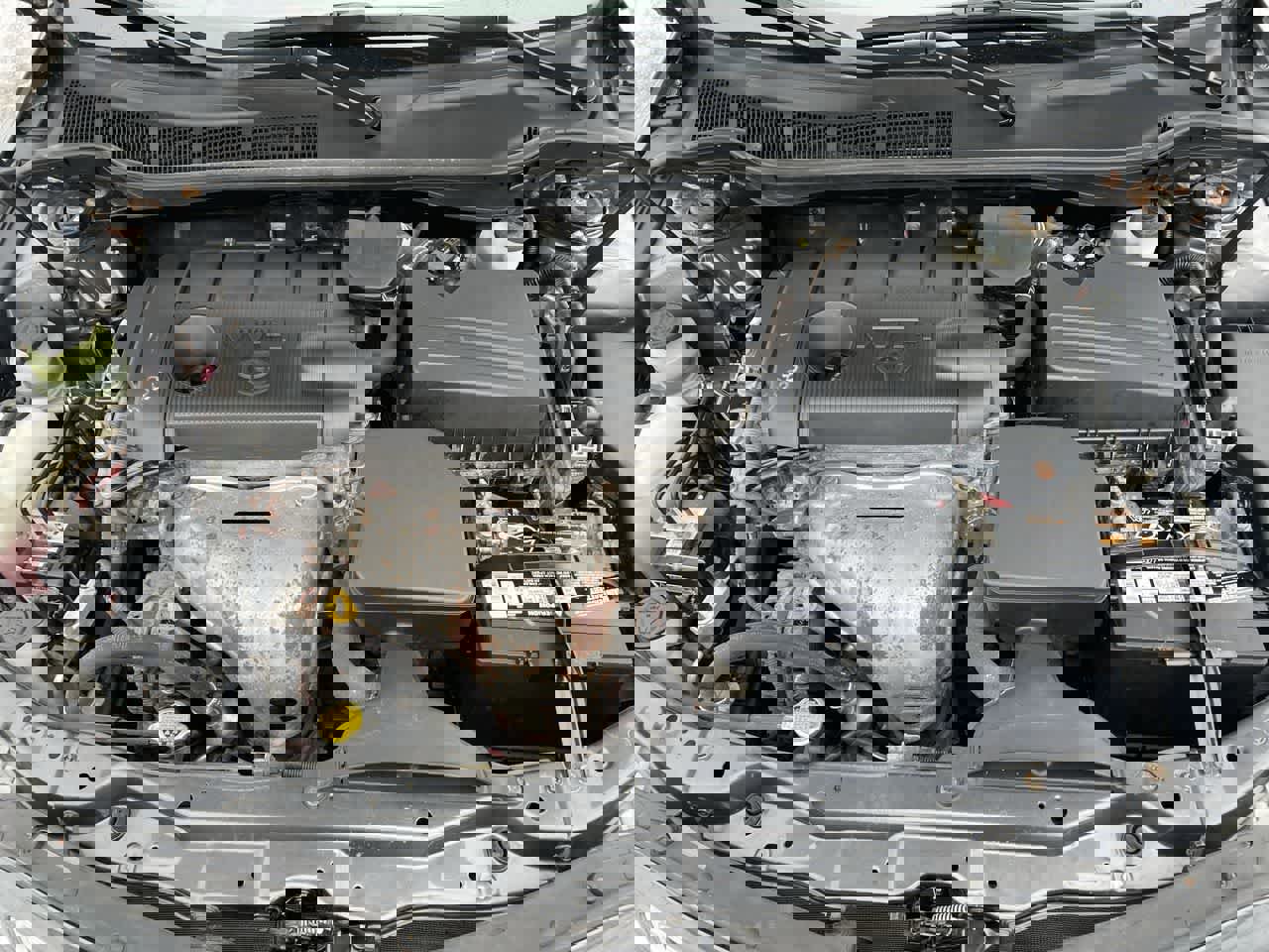 Used 2010 Toyota Camry LE image 29