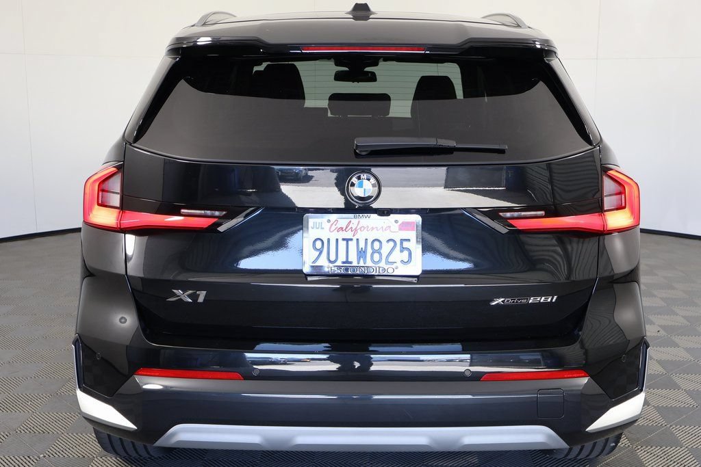 Used 2025 BMW X1 xDrive28i w/ Convenience Package AWD/4WD image 5
